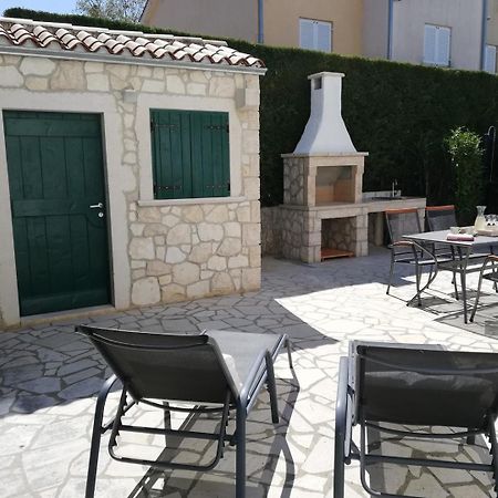 Apartments Adrijana Malinska Phòng bức ảnh